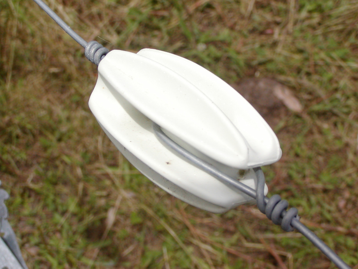 Speedrite - End-Strain Corner Insulator - White